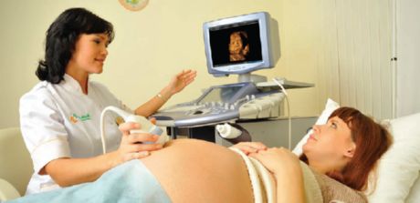 Raskaana olevat naiset tarvitsevat puolisonsa tukea